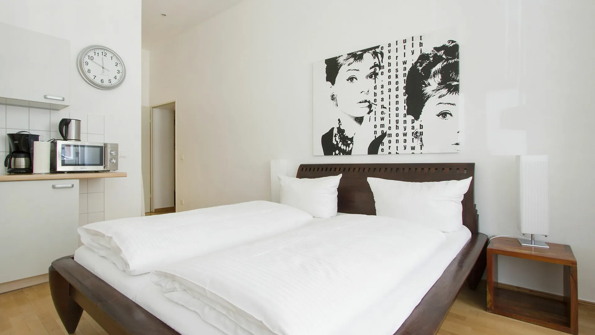 Apartments Im Arnimkiez Berlino 0*,
